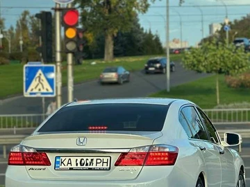 Авто Honda Accord 2013 № 8099937