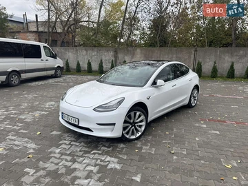 Авто Tesla Model 3 2019 № 8099950