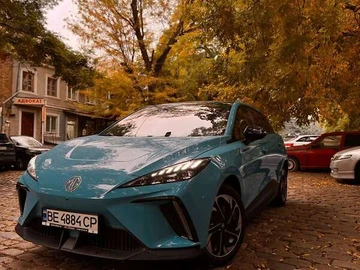 Авто MG 4 2022 № 8100046