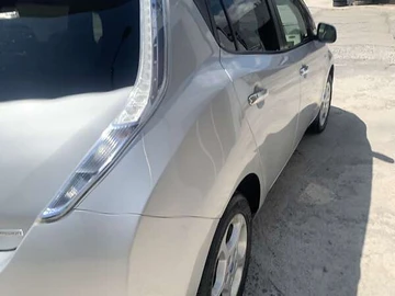 Авто Nissan Leaf 2011 № 8100178