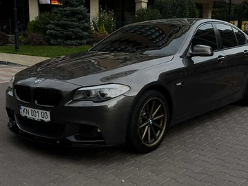 Авто BMW 5 Series 2010 № 8100291
