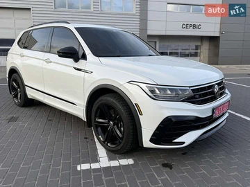 Авто Volkswagen Tiguan 2023 № 8100335