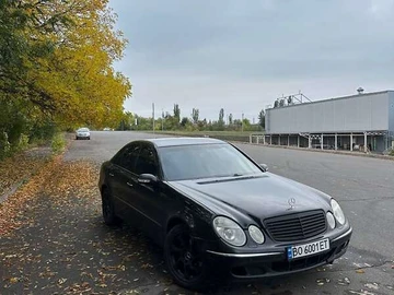 Авто Mercedes E-Class 2002 № 8100396