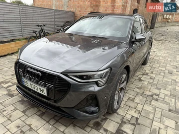Авто Audi E-Tron 2022 № 8100501