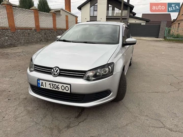 Авто Volkswagen Polo 2013 № 8100609