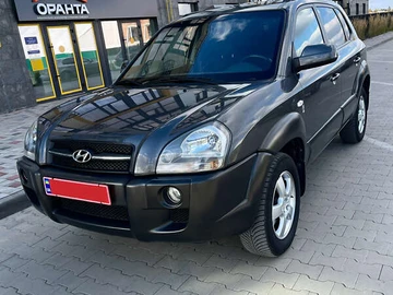 Авто Hyundai Tucson 2008 № 8100610