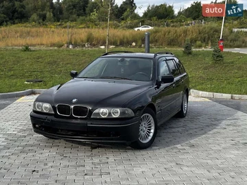Авто BMW 5 Series 2002 № 8100833