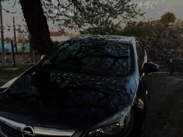 Авто Opel Astra 2011 № 8100948