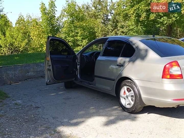 Авто Skoda Octavia 2010 № 8100959