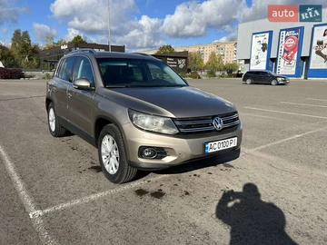 Авто Volkswagen Tiguan 2013 № 8101006