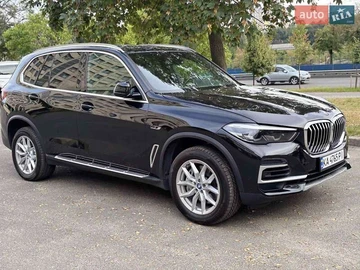 Авто BMW X5 2022 № 8101235