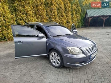 Авто Toyota Avensis 2003 № 8101268