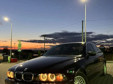 Авто BMW 5 Series 2002 № 8101385