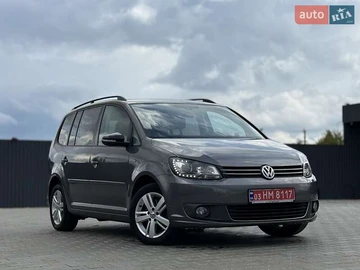 Авто Volkswagen Touran 2013 № 8101586