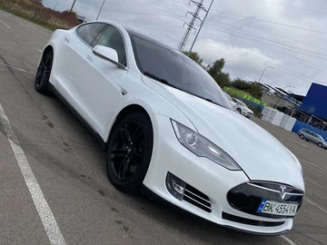 Авто Tesla Model S 2014 № 8101588