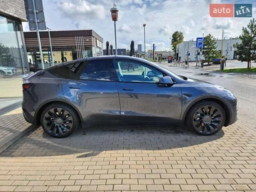 Авто Tesla Model Y 2020 № 8101720