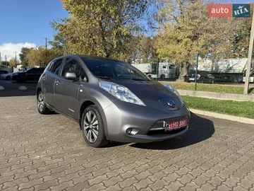 Авто Nissan Leaf 2013 № 8102075