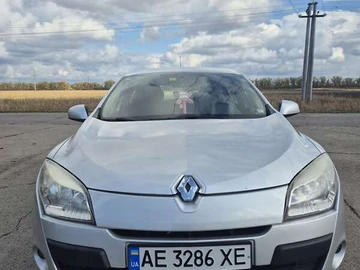 Авто Renault Megane 2010 № 8102080