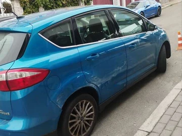 Авто Ford C-Max 2015 № 8102225