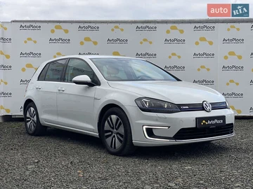 Авто Volkswagen E-Golf 2016 № 8102239