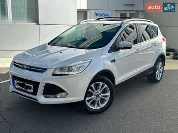 Авто Ford Escape 2013 № 8102280