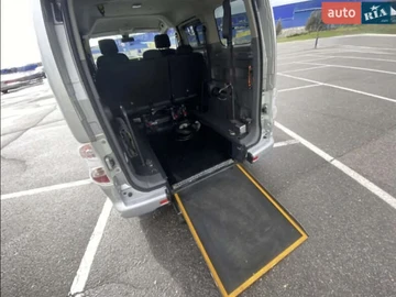 Авто Nissan E-Nv200 2018 № 8102417