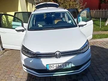 Авто Volkswagen Touran 2018 № 8102419