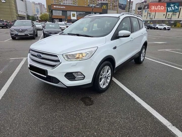 Авто Ford Kuga 2019 № 8102439