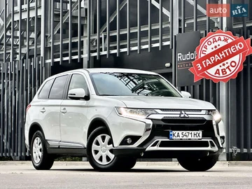 Авто Mitsubishi Outlander 2021 № 8102465