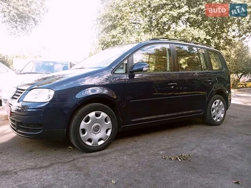 Авто Volkswagen Touran 2005 № 8102890