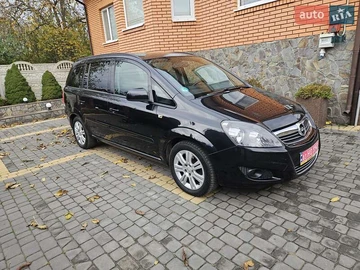Авто Opel Zafira 2013 № 8102961