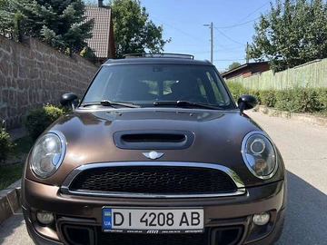Авто MINI Clubman 2012 № 8103060