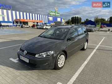Авто Volkswagen Golf 2016 № 8103100