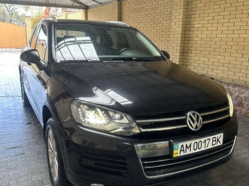 Авто Volkswagen Touareg 2013 № 8103283