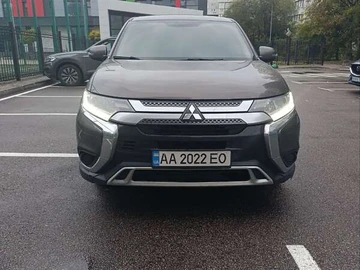 Авто Mitsubishi Outlander 2018 № 8103292