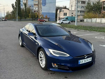 Авто Tesla Model S 2019 № 8103414