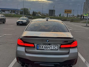 Авто BMW M5 2020 № 8103526