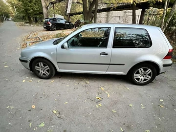 Авто Volkswagen Golf 2001 № 8103566