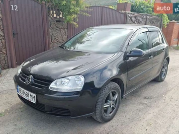 Авто Volkswagen Golf 2005 № 8103717