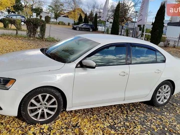 Авто Volkswagen Jetta 2010 № 8103808