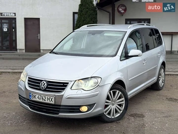 Авто Volkswagen Touran 2007 № 8103812