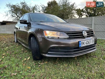 Авто Volkswagen Jetta 2014 № 8104006