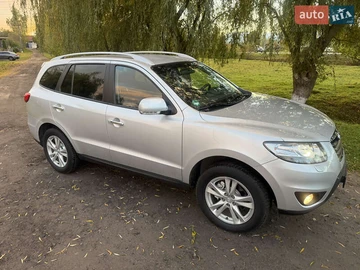 Авто Hyundai Santa Fe 2011 № 8104101