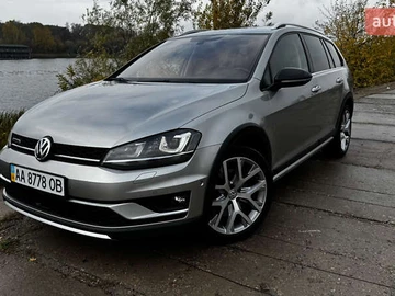 Авто Volkswagen Golf Alltrack 2015 № 8104137