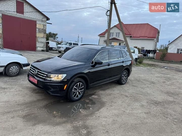 Авто Volkswagen Tiguan 2019 № 8104154