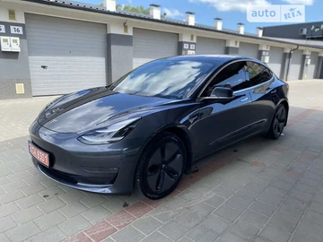 Авто Tesla Model 3 2019 № 8104162