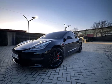 Авто Tesla Model 3 2019 № 8104252
