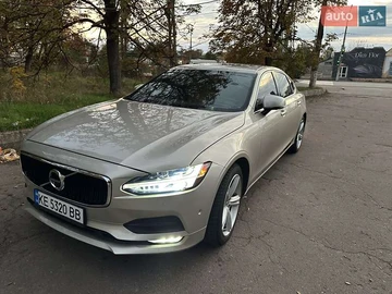 Авто Volvo S90 2017 № 8104261