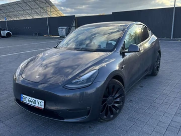 Авто Tesla Model Y 2022 № 8104274