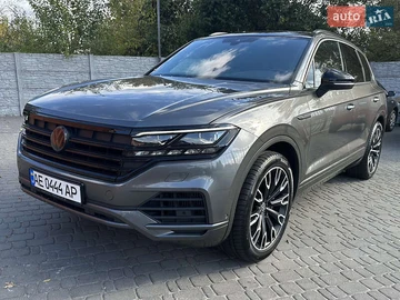Авто Volkswagen Touareg 2019 № 8104369